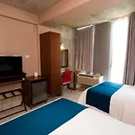 Dream Inn Pr
